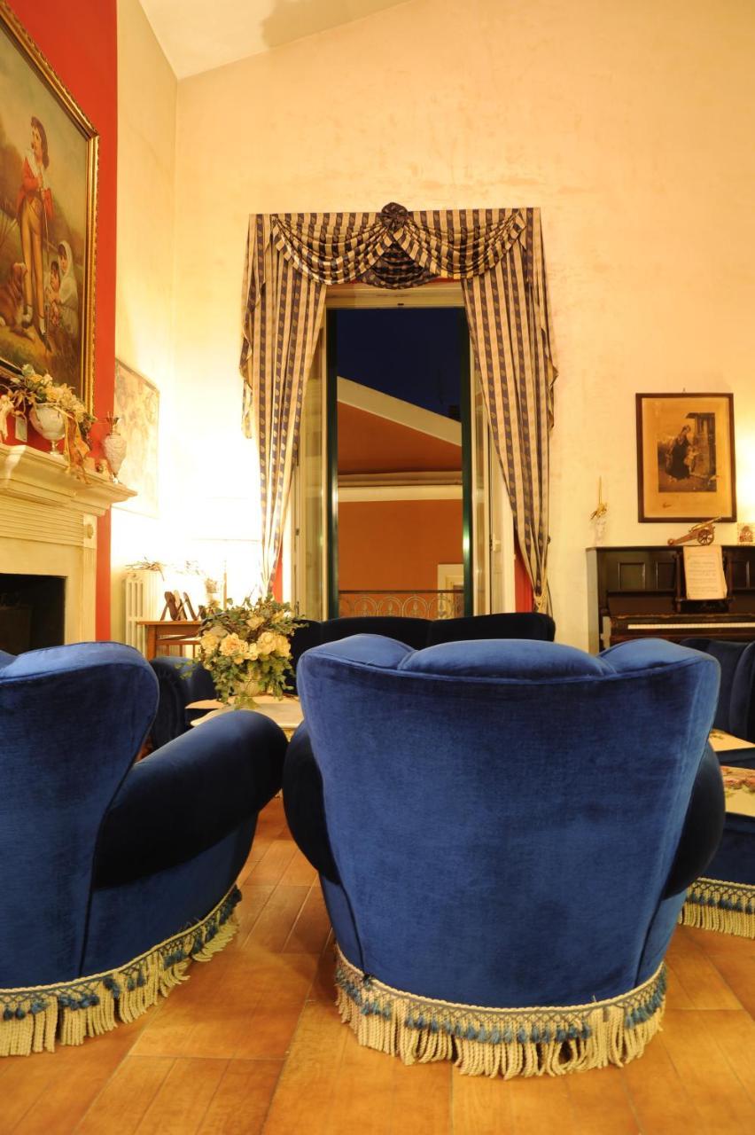 Residenza D'Oria B&B Фоджиа Экстерьер фото