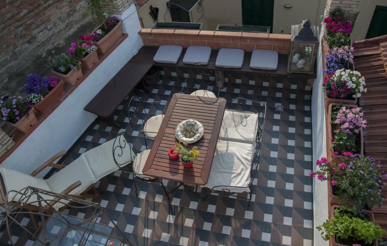 Residenza D'Oria B&B Фоджиа Экстерьер фото