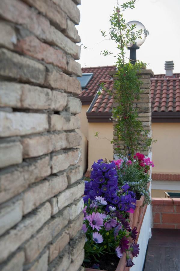 Residenza D'Oria B&B Фоджиа Экстерьер фото