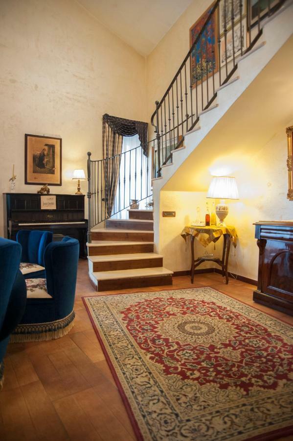 Residenza D'Oria B&B Фоджиа Экстерьер фото