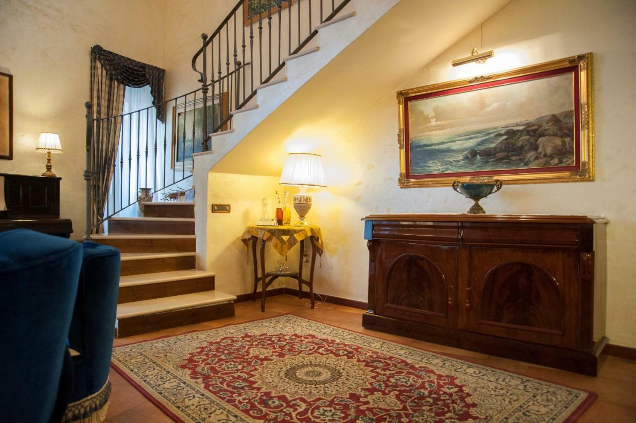 Residenza D'Oria B&B Фоджиа Экстерьер фото