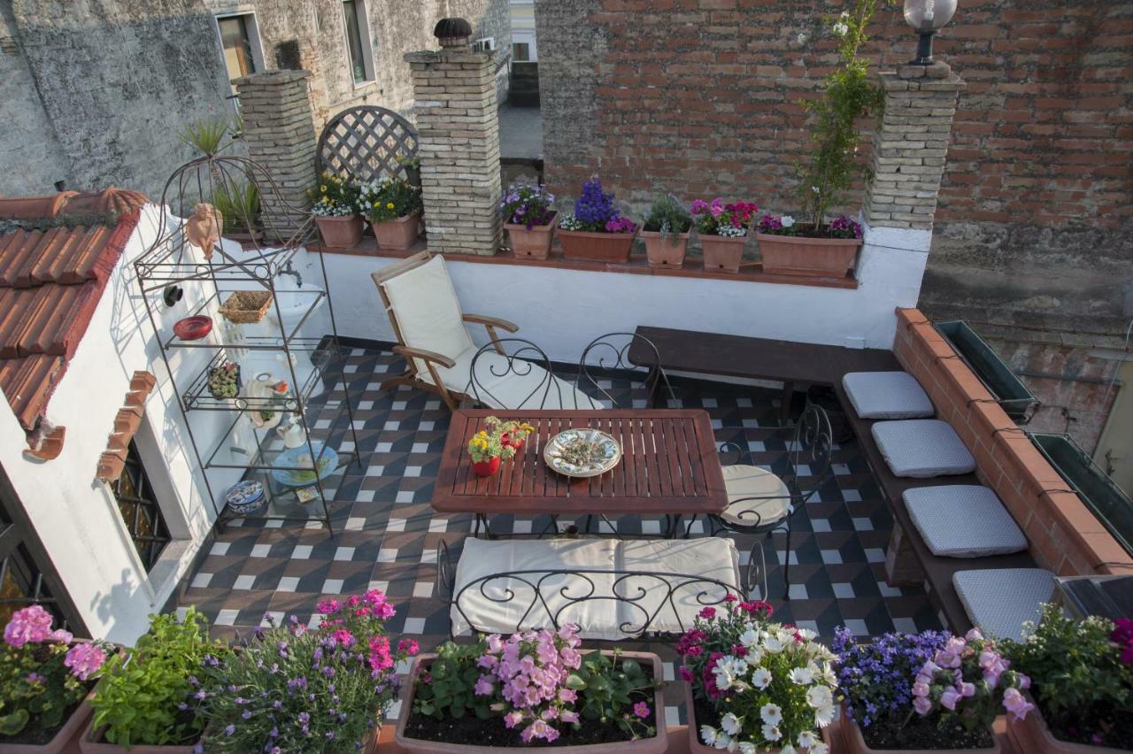 Residenza D'Oria B&B Фоджиа Экстерьер фото